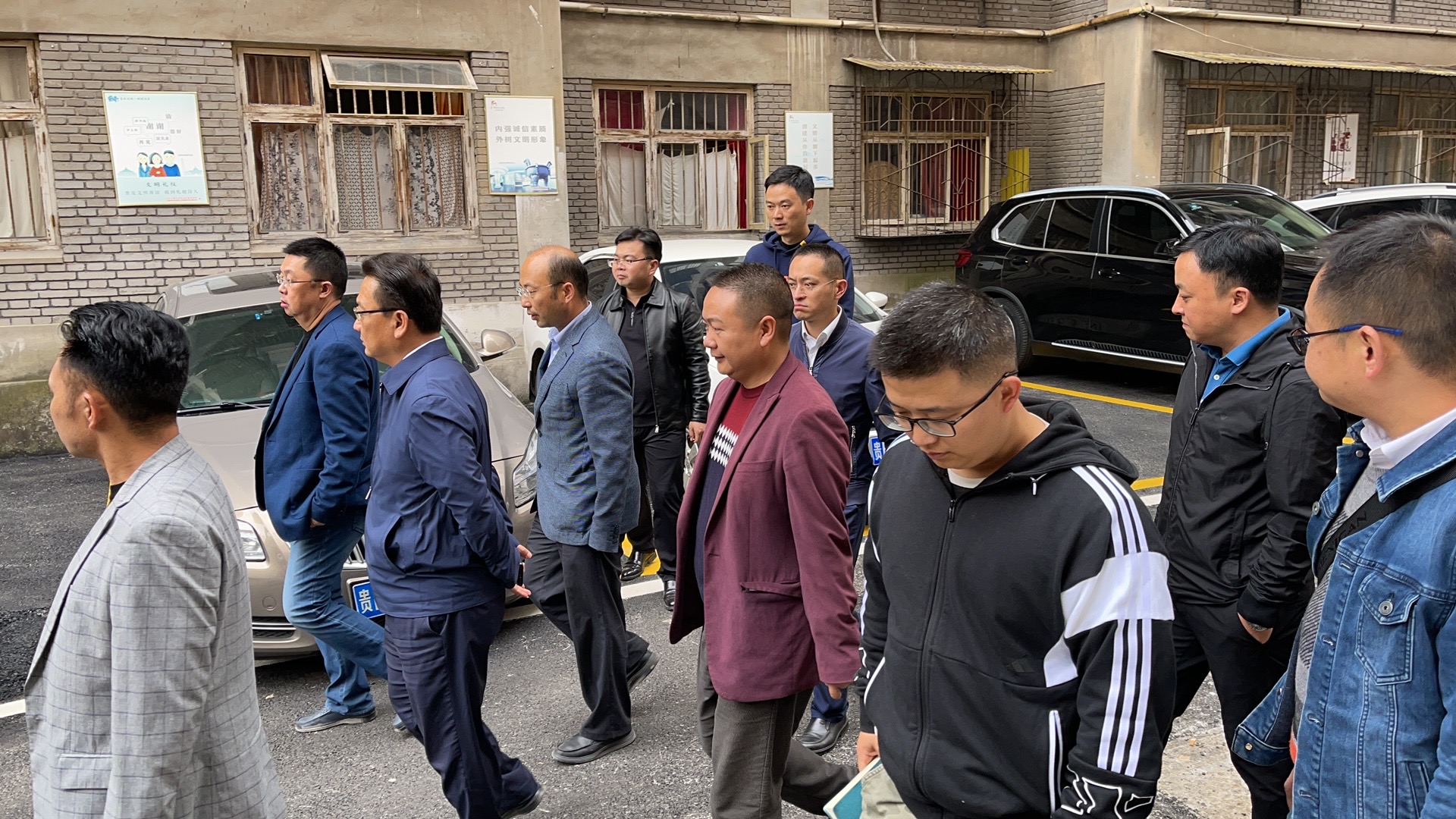 總經理-陳君杰同市領導方市長調研老舊小區改造項目